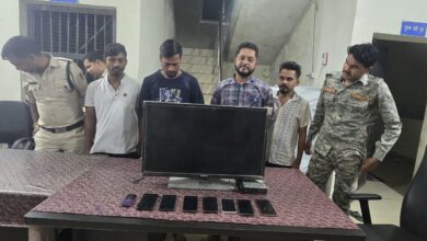 आईपीएल क्रिकेट मैच में सटटा खिलाने पर पुलिस ने पकड़ा, चार गिरफ्तार