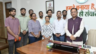 बीएड प्रशिक्षित बर्खास्त सहायक शिक्षकों ने आंदोलन समाप्त, सरकार ने दिखाई संवेदनशीलता, शिक्षकों ने जताया विश्वास