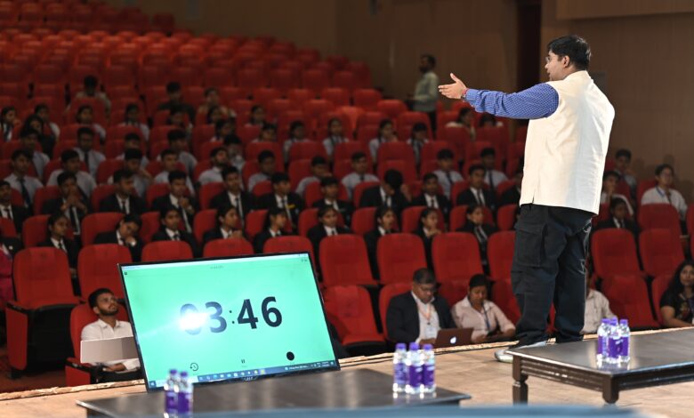 कैरियर ब्लूम एजुकेशन 2025: प्रसिद्ध शिक्षाविदों और हस्तियों ने युवाओं को दिया मार्गदर्शन कैरियर ब्लूम एजुकेशन 2025: प्रसिद्ध शिक्षाविदों और हस्तियों ने युवाओं को दिया मार्गदर्शन