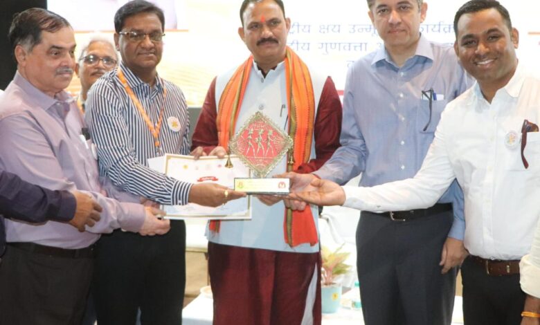 साय सरकार में स्वास्थ्य सेवाओं को लेकर है सजग और प्रतिबद्ध : स्वास्थ्य मंत्री जायसवाल