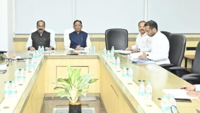 मुख्यमंत्री साय के निर्देशों पर अमल : 11 हजार से अधिक हैंडपंपों की मरम्मत, जल संरक्षण के लिए “कैच द रेन” अभियान का करें व्यापक प्रचार