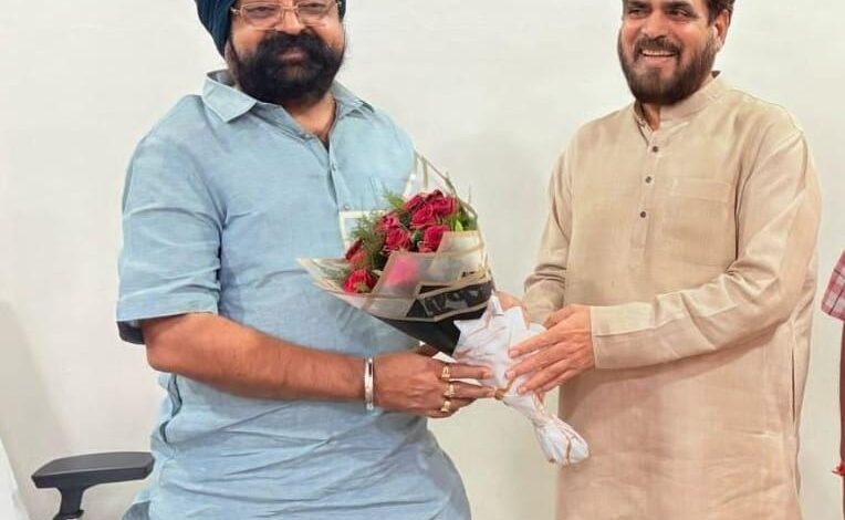 गांधी भवन में स्थापित होगा सौर ऊर्जा सिस्टम