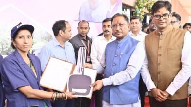 मुख्यमंत्री साय ने नवा रायपुर में ई-ऑटो सेवा का किया शुभारंभ, 40 महिलाओं को मिला रोजगार