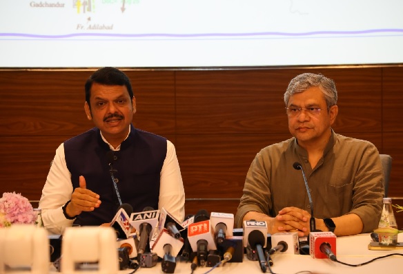 बेहतर बुनियादी ढांचा, बेहतर तकनीक, बेहतर ट्रेनें, उपनगरीय नेटवर्क में सेवाओं को बढ़ावा देने के लिए भारतीय रेल तैयार