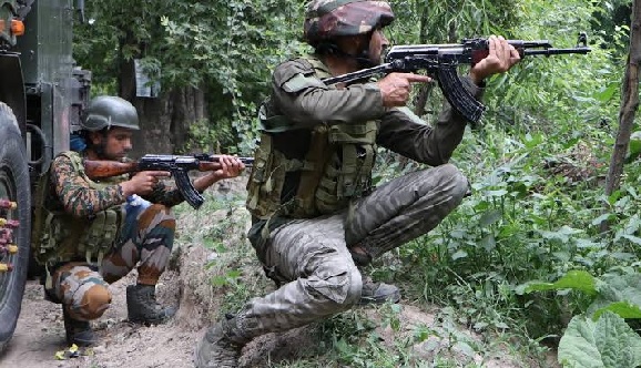 जम्मू के किश्तवाड़ में भीषण मुठभेड़, तीन आतंकवादी ढेर