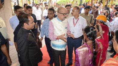 राज्यपाल रमेन डेका ने रायपुर के विकास कार्यों की समीक्षा, ट्रैफिक, पानी और नशे की समस्या के समाधान पर जोर