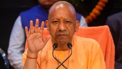 वक्फ बोर्ड विधेयक पास होते ही यूपी सरकार ने अवैध रूप से घोषित संपत्तियों के खिलाफ अपनाया सख्त रुख