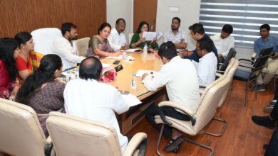 जलसमस्या पर बैठक : दुल्लू पंप से पानी खींच रहे पंप जब्त करने के निर्देश जलसमस्या पर बैठक : दुल्लू पंप से पानी खींच रहे पंप जब्त करने के निर्देश