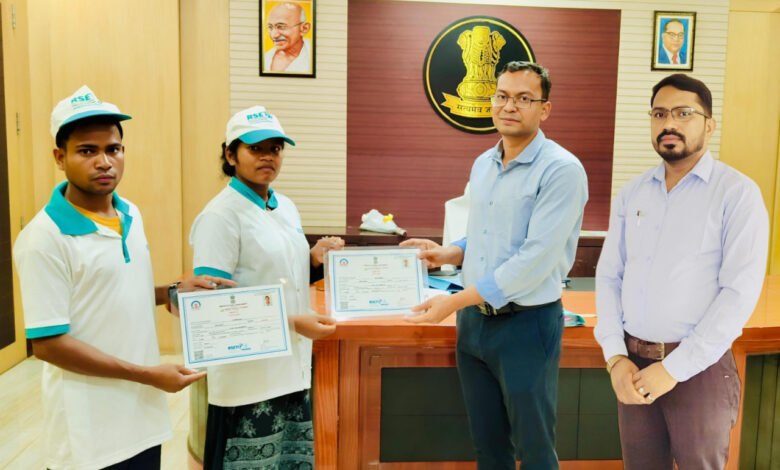 24 आत्मसमर्पित नक्सलियों को कृषि उद्यमी का प्रशिक्षण