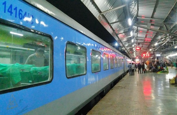 हसदेव एक्सप्रेस में अतिरिक्त सेकंड सीटिंग कोच की सुविधा