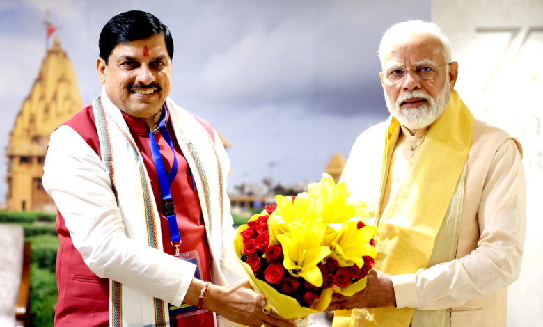 प्रधानमंत्री मोदी से मुख्यमंत्री डॉ. मोहन यादव ने की भेंट