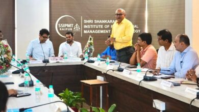 श्री शंकराचार्य इंस्टीट्यूट ऑफ प्रोफेशनल मैनेजमेंट एंड टेक्नोलॉजी और डॉ. अभिमन्यु आयुर्वेद मल्टीस्पेशलिटी हॉस्पिटल के बीच ऐतिहासिक समझौता