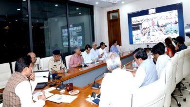 अधिकारी अलर्ट मोड पर रहें, नागरिक सेवाओं को करें सुनिश्चित : मुख्यमंत्री डॉ. यादव