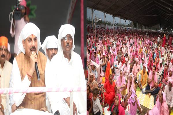 नशे की रोकथाम के लिए उज्जैन सहित प्रदेश के 18 धार्मिक नगरों में शराब बंदी की गई: मुख्यमंत्री डॉ. यादव नशे की रोकथाम के लिए उज्जैन सहित प्रदेश के 18 धार्मिक नगरों में शराब बंदी की गई: मुख्यमंत्री डॉ. यादव