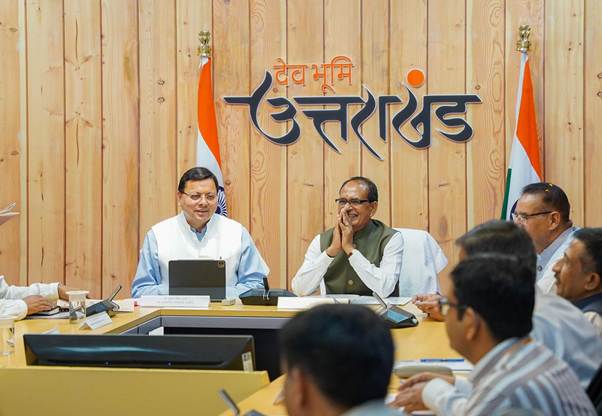 कृषि और ग्रामीण विकास के क्षेत्र में उत्तराखंड में हो रहे बेहतर कार्य : शिवराज सिंह चौहान कृषि और ग्रामीण विकास के क्षेत्र में उत्तराखंड में हो रहे बेहतर कार्य : शिवराज सिंह चौहान