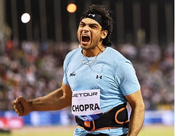 प्रधानमंत्री मोदी ने नीरज चोपड़ा को सर्वश्रेष्ठ प्रदर्शन के लिए दी बधाई प्रधानमंत्री मोदी ने नीरज चोपड़ा को सर्वश्रेष्ठ प्रदर्शन के लिए दी बधाई