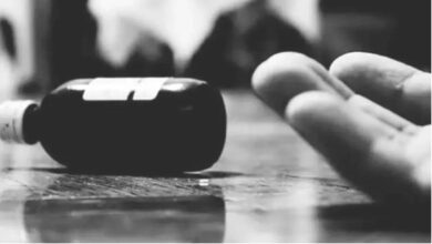 पूरा परिवार खत्म : टाटा स्टील अधिकारी ने परिवार सहित की आत्महत्या पूरा परिवार खत्म : टाटा स्टील अधिकारी ने परिवार सहित की आत्महत्या