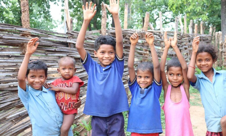 सुशासन की रोशनी से जगमगाया मुदवेंडी गांव, नियद नेल्लानार योजना बनी क्रांतिकारी बदलाव