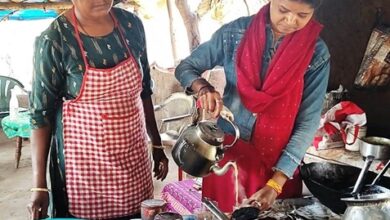छोटे कदम, बड़ी उड़ान: महतारी वंदन योजना से हिन्देश्वरी बनीं सफल उद्यमी छोटे कदम, बड़ी उड़ान: महतारी वंदन योजना से हिन्देश्वरी बनीं सफल उद्यमी