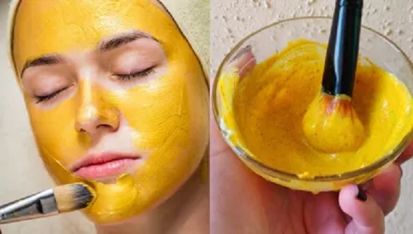 अगर चेहरे पर है दाग-धब्बे तो अब ऐसे लगाए फेस पैक अगर चेहरे पर है दाग-धब्बे तो अब ऐसे लगाए फेस पैक