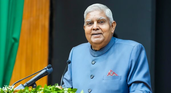 कोचिंग सेंटर अब ‘पोचिंग सेंटर’ बन गए हैं, ये प्रतिभाओं के लिए ब्लैक होल बन गए हैं: उपराष्ट्रपति