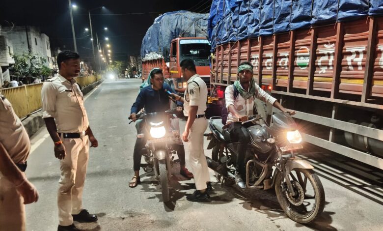 शराब पीकर वाहन चलाने वाले 35 लोगों पर की गई 185 MV Act की कार्यवाही शराब पीकर वाहन चलाने वाले 35 लोगों पर की गई 185 MV Act की कार्यवाही