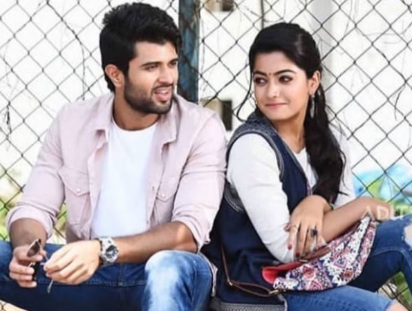 विजय-रश्मिका के रिश्ते के बारे में अटकलों को हवा, एयरपोर्ट पर एक साथ आए नजर