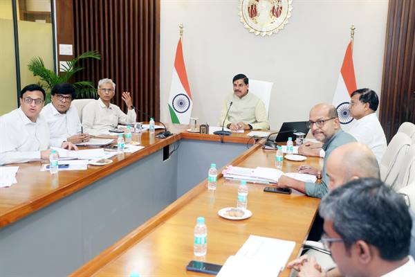 स्मार्ट मीटर लगवाएं और 20 प्रतिशत सस्ती बिजली पाएं : मुख्यमंत्री डॉ. यादव