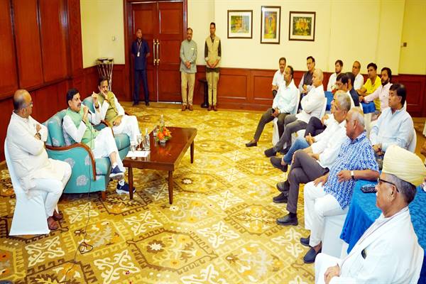 सीएम ने राजस्थान के उद्यमियों को किया निवेश के लिए मध्यप्रदेश आमंत्रित