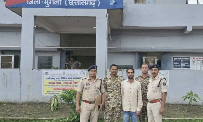 घरेलू विवाद में बेटे ने मां की बेरहमी से की हत्या, गिरफ्तार घरेलू विवाद में बेटे ने मां की बेरहमी से की हत्या, गिरफ्तार