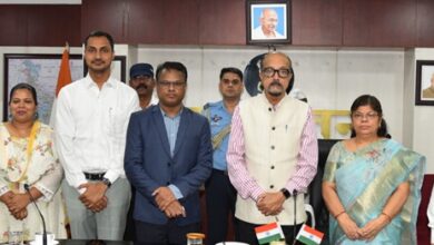 राजभवन के अधिकारियों को स्थानांतरण पर दी गई बिदाई